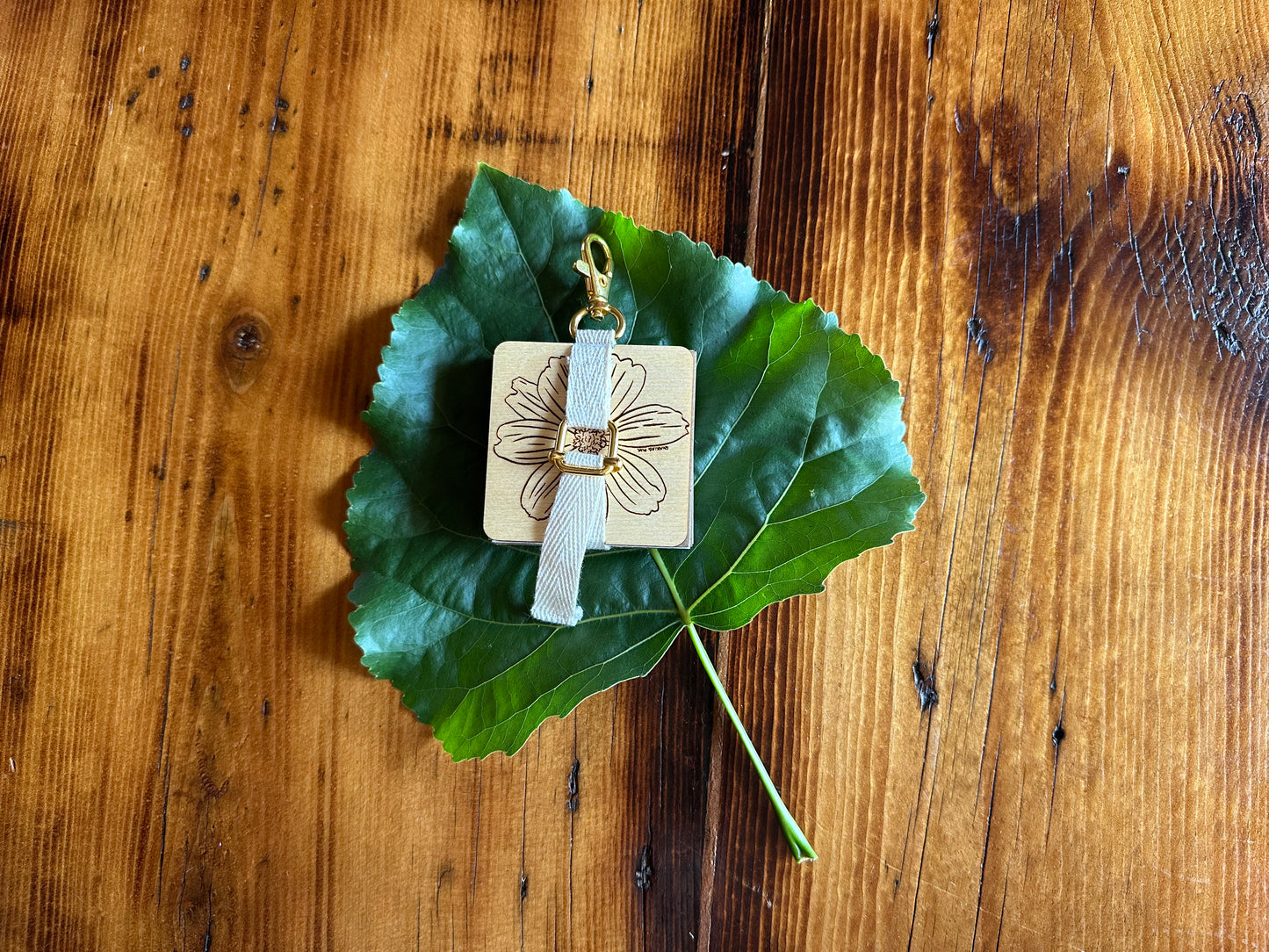 Cosmos Petal Press | Strap Micro Flower Press with Keychain Clip