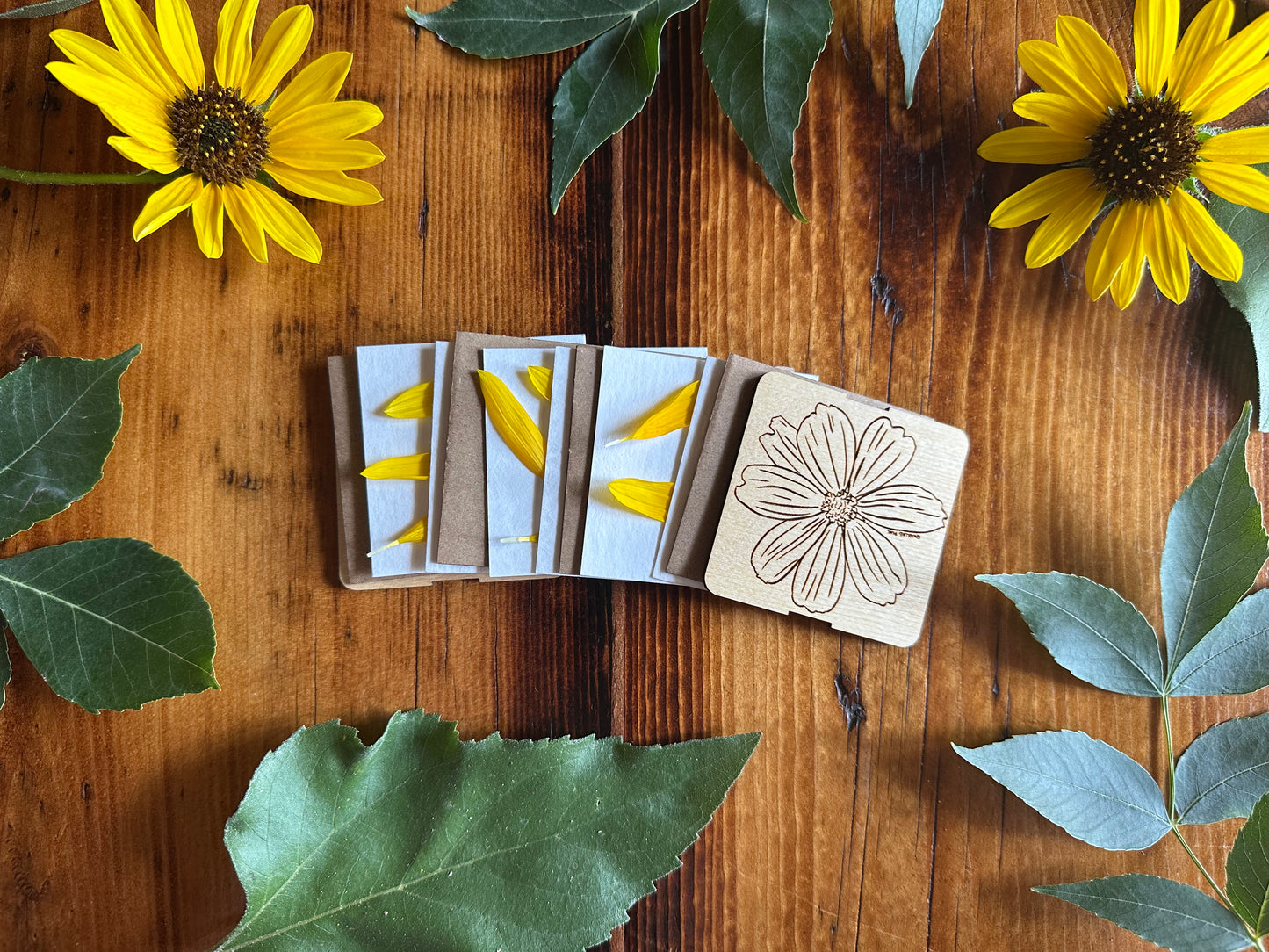 Cosmos Petal Press | Strap Micro Flower Press with Keychain Clip