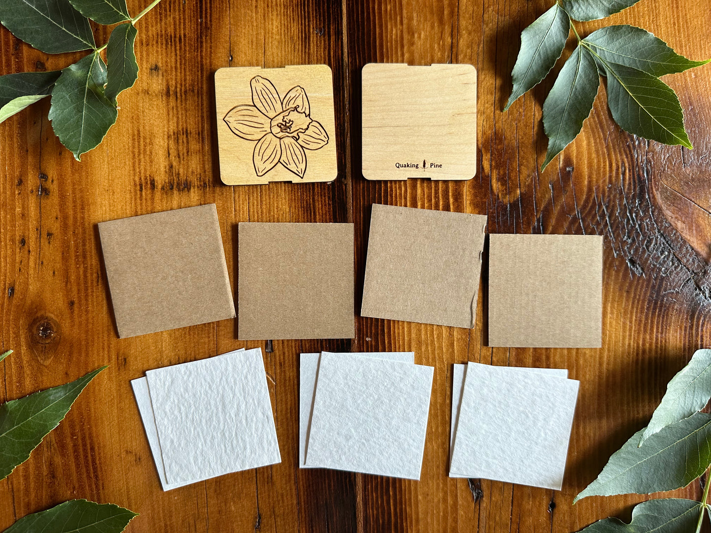 December Narcissus Petal Press | Strap Micro Flower Press with Keychain Clip