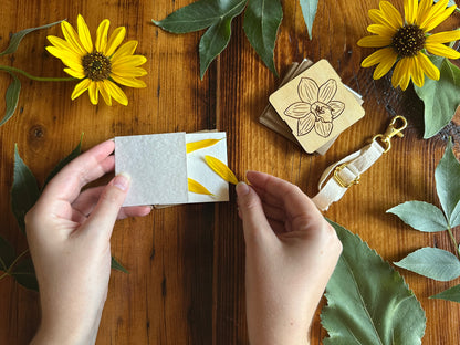 December Narcissus Petal Press | Strap Micro Flower Press with Keychain Clip