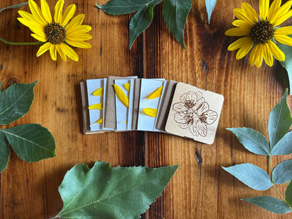 Syringa Petal Press | Strap Micro Flower Press with Keychain Clip